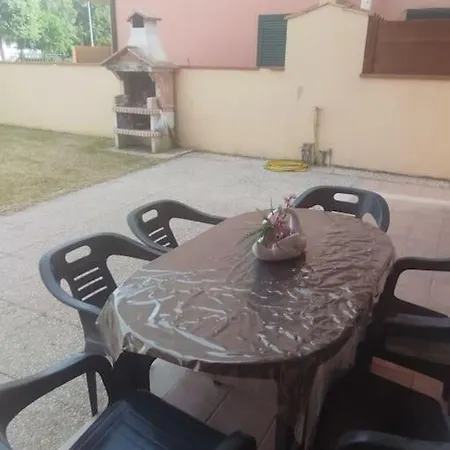 Villa Borgo & Mare à Borgo san Donato  Extérieur photo